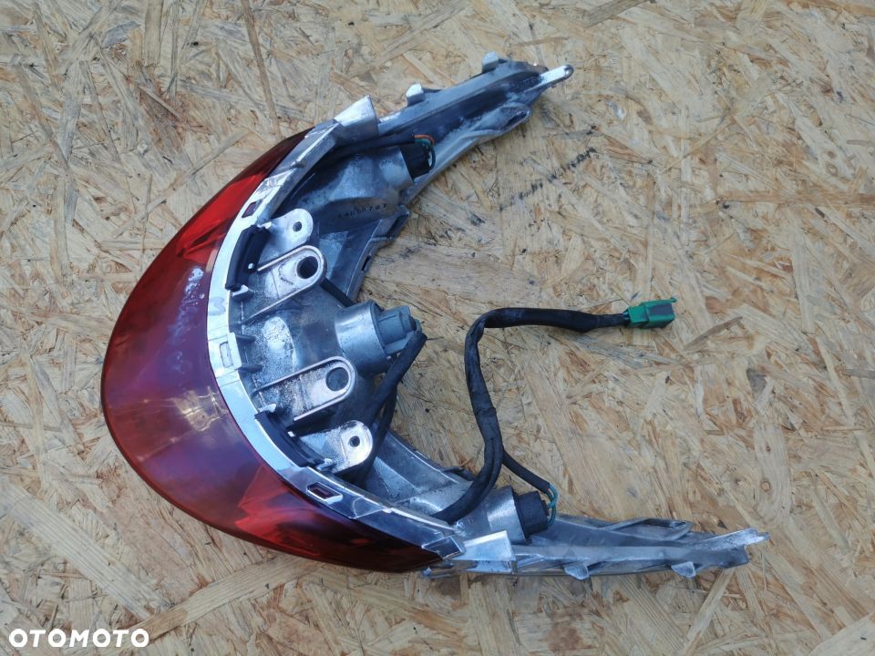 Lampa tył Kymco Agility 16+ 125cm 4T - 3