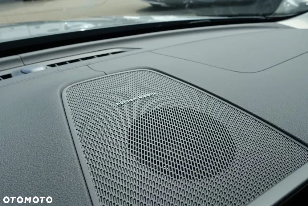 Volvo XC 60 B5 B AWD Core - 19