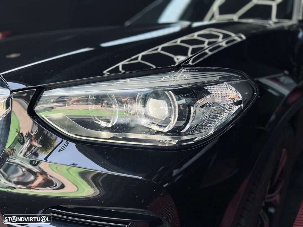 BMW X3 18 d sDrive Auto - 8