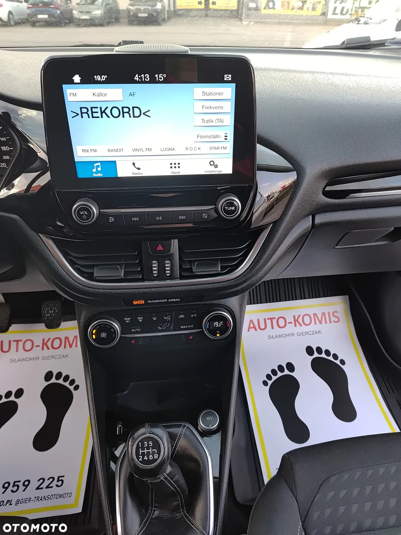 Ford Fiesta 1.0 EcoBoost S&S ST-LINE - 21