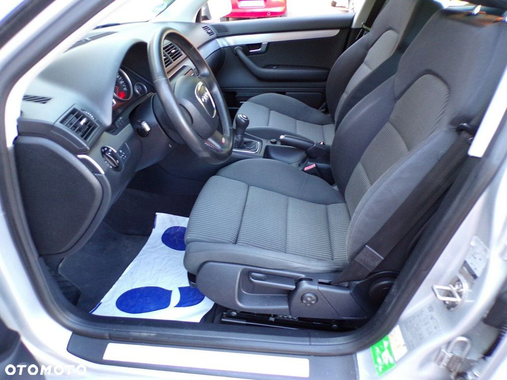 Audi A4 Avant - 23