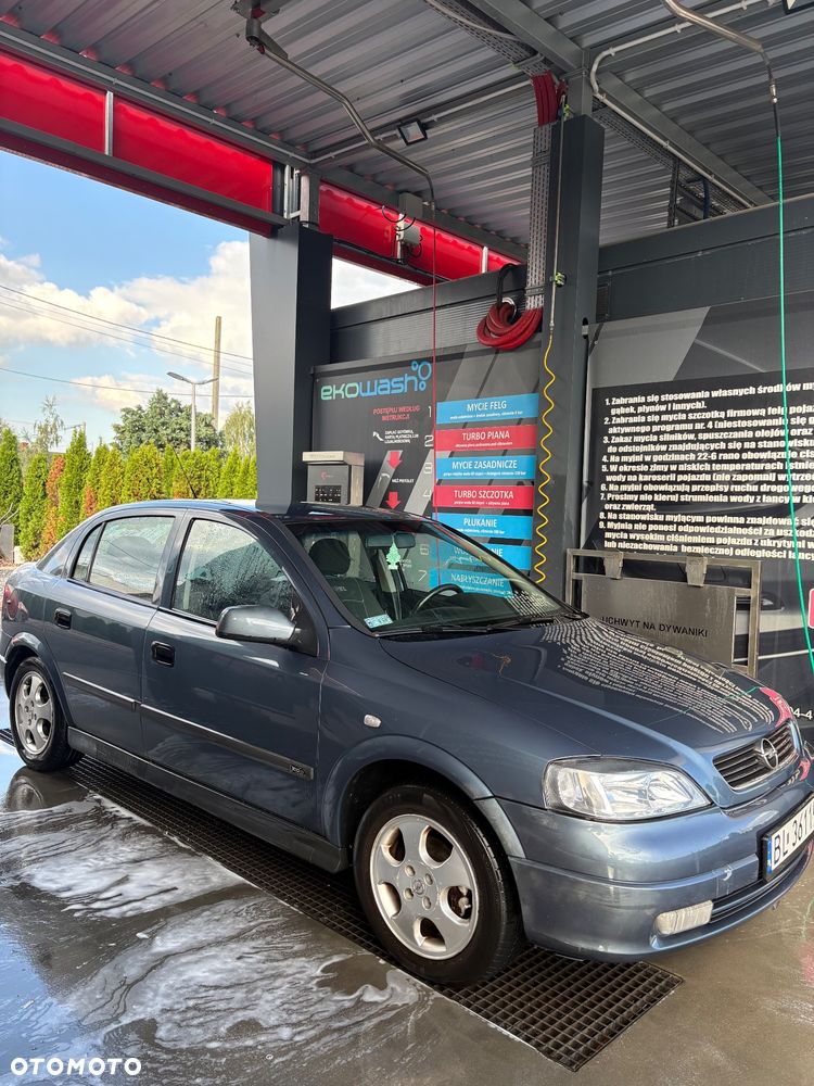 Opel Astra 1.6 16V 100 - 3