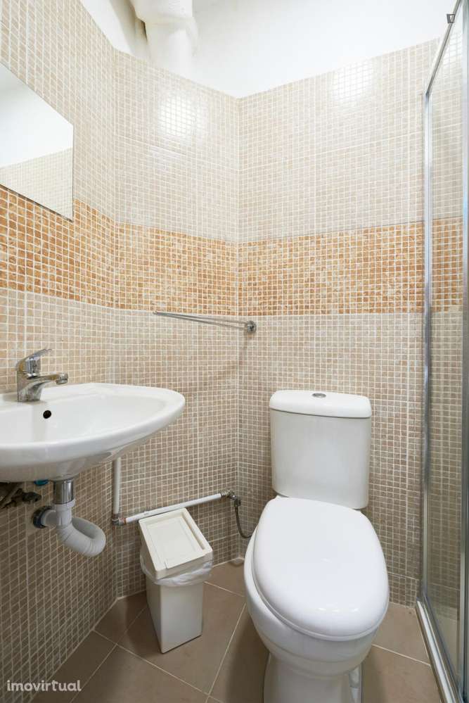 Quarto - localizado em Entrecampos Lisbon - Grande imagem: 4/39