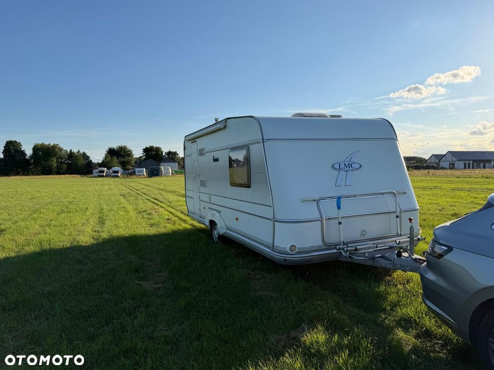 LMC CARAVAN - 1