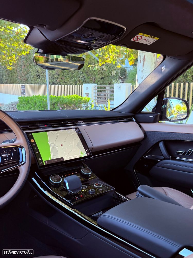Land Rover Range Rover Sport 3.0 D300 Dynamic SE - 26