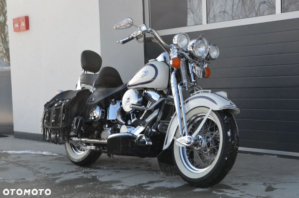 Harley-Davidson Softail Springer Classic - 32