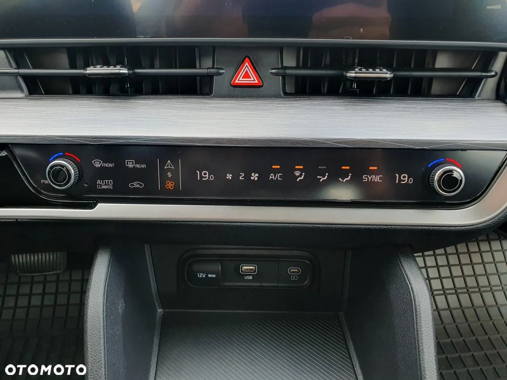 Kia Sportage 1.6 T-GDI M 2WD DCT - 36