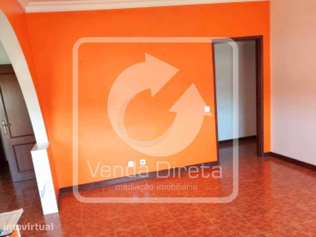 Apartamento T3 com Varanda e Arrecadação no Centro de Setúbal - Grande imagem: 5/22