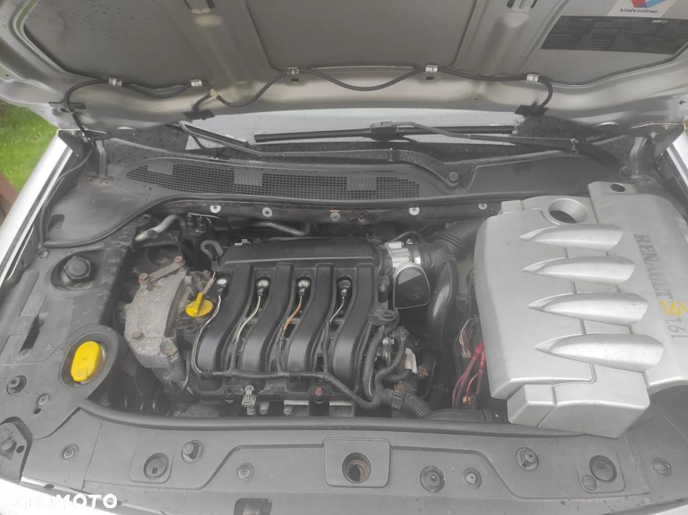 Renault Megane 1.6 16V Authentique - 11