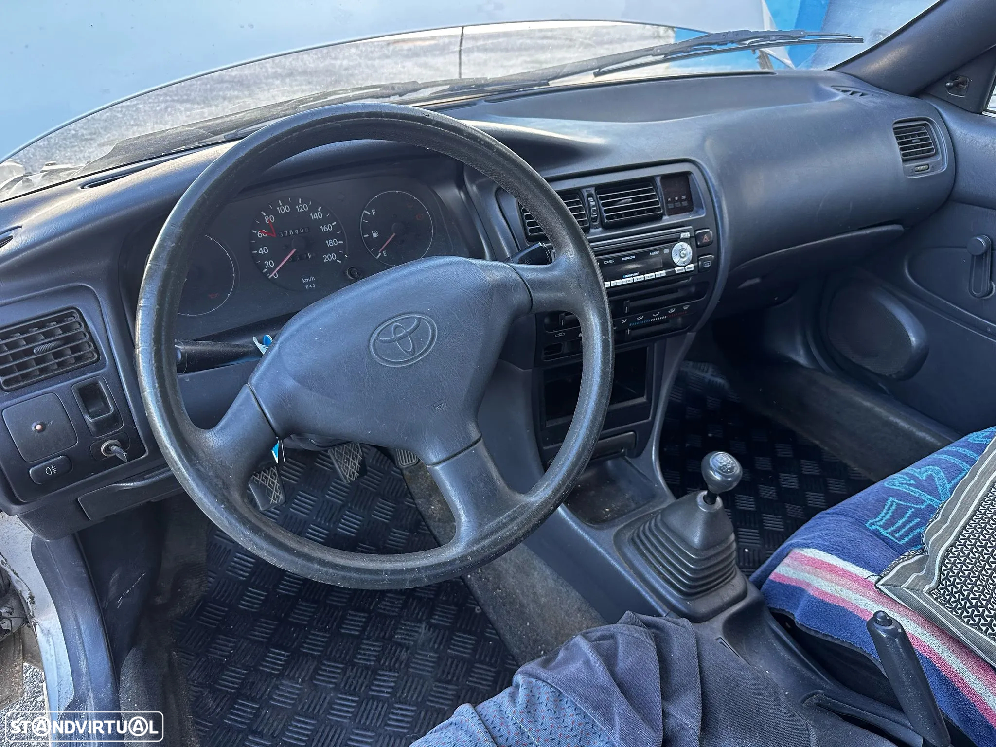 Toyota Corolla 2.0D Van de 1994 para peças - 7