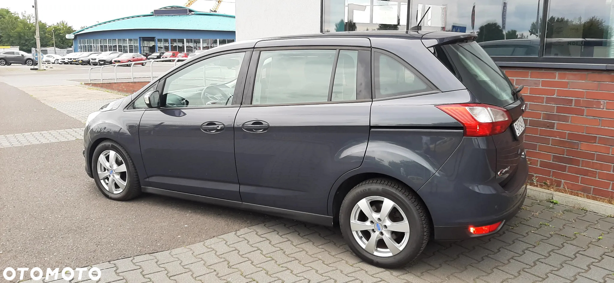 Ford Grand C-MAX - 4