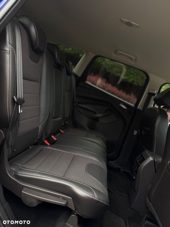 Ford Kuga 2.0 TDCi 4x4 Titanium - 35