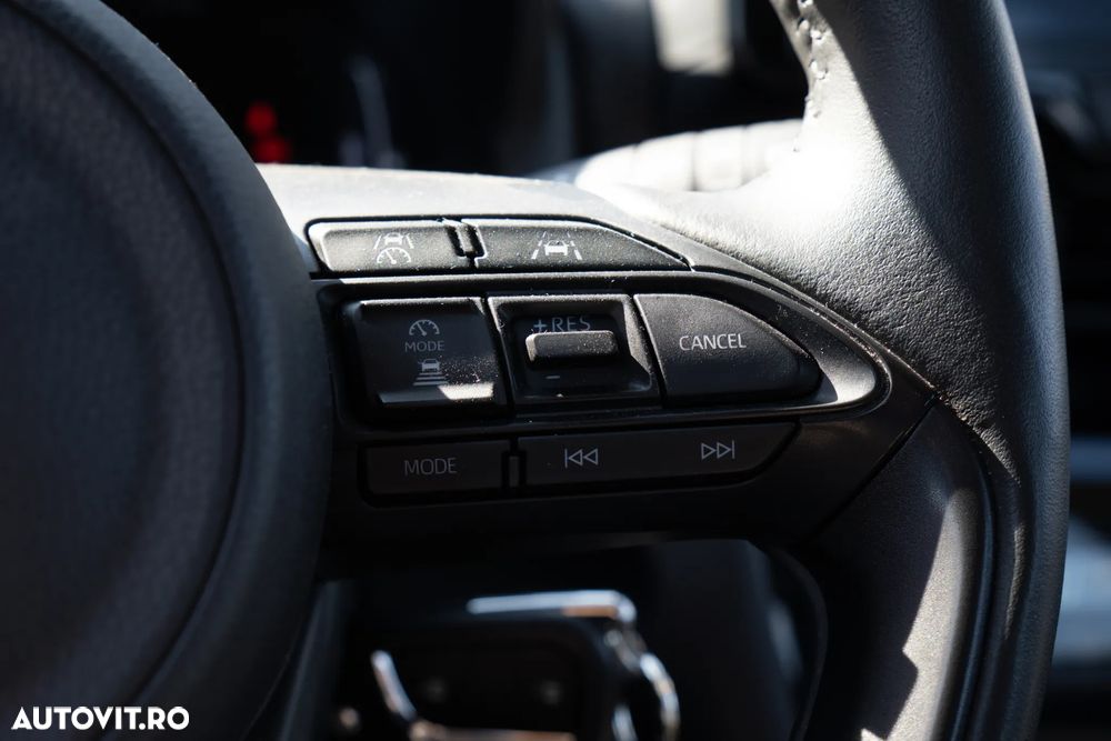 Toyota Yaris Cross 1.5 VVT-i HSD 4x2 Active - 16