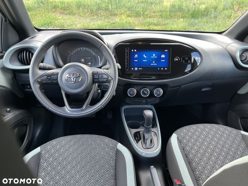 Toyota Aygo X 1.0 VVT-i Style CVT - 11