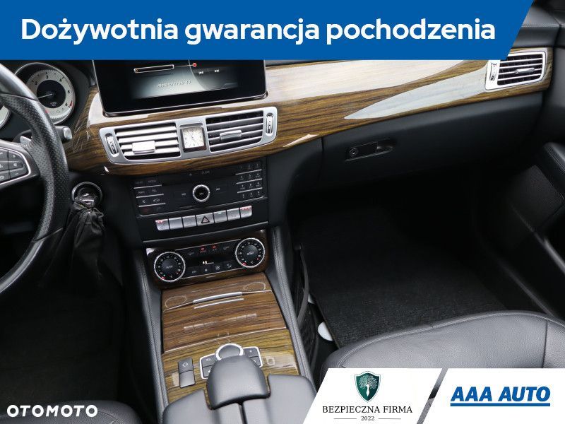 Mercedes-Benz CLS - 9