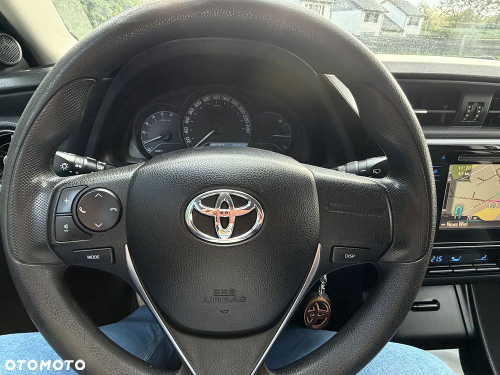 Toyota Auris 1.4 D-4D Dynamic - 20