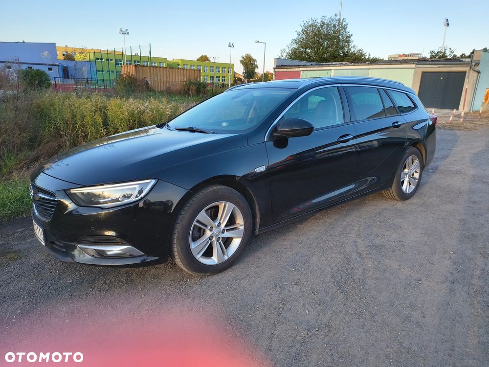 Opel Insignia - 1