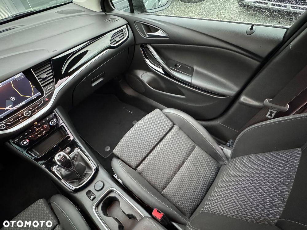 Opel Astra 1.6 D (CDTI) Start/Stop Innovation - 27