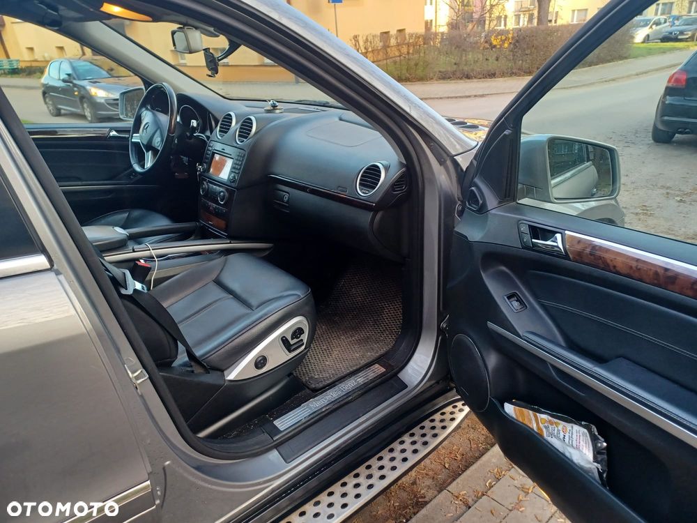 Mercedes-Benz GL 450 4Matic 7G-TRONIC Grand Edition - 6