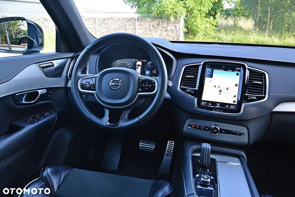 Volvo XC 90 - 25