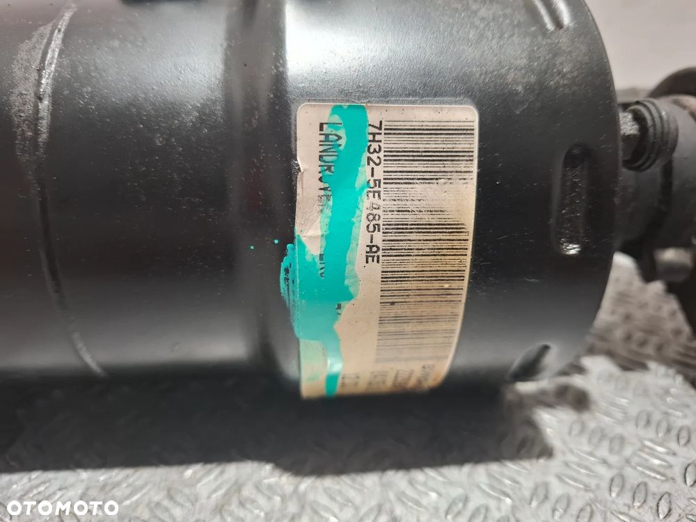 Drążek stabilizatora aktywny Land Rover Range Rover Sport L320 5,0 V8 benzyna 2010 rok nr 7H325E485AE - 2