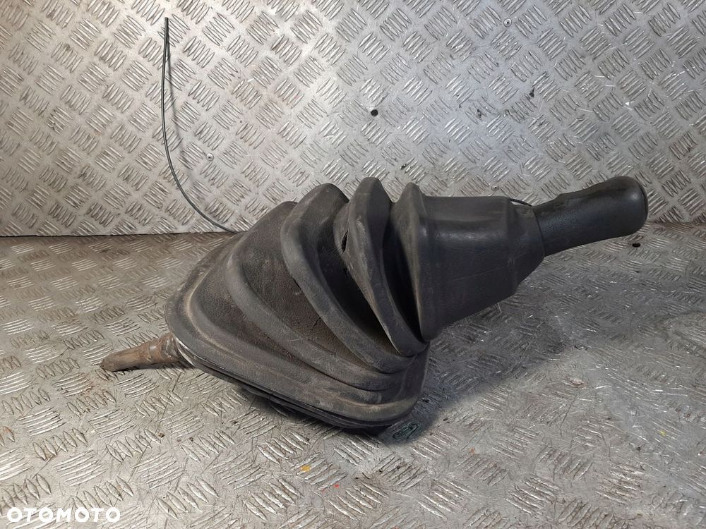 LEWAREK DRAZEK WYBIERAK BIEGOW VOLVO FH12 - 1