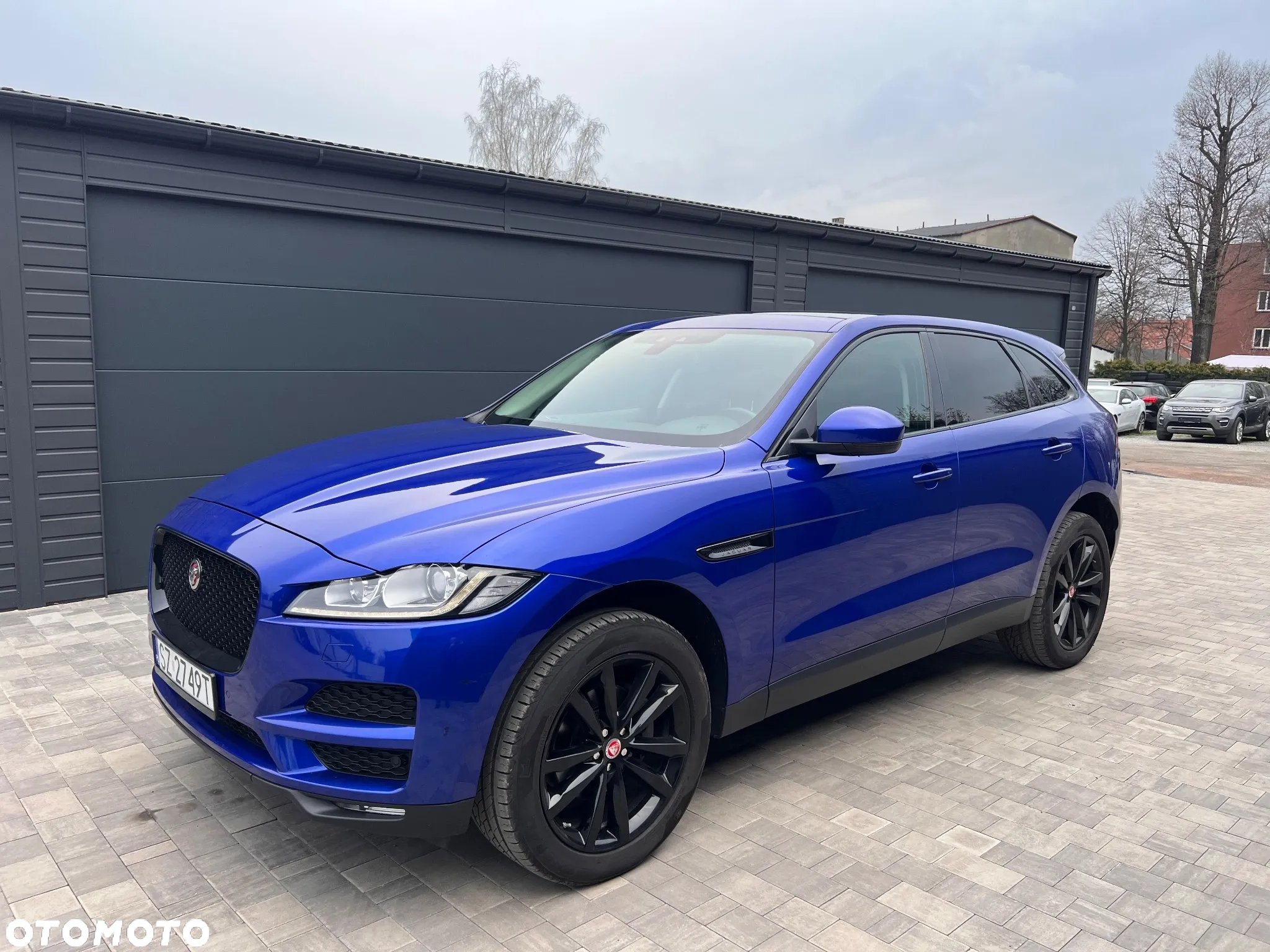 Jaguar F-Pace 25d AWD Portfolio - 31