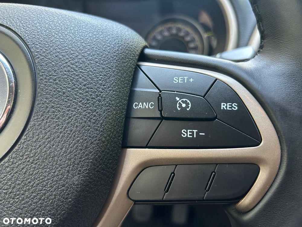 Jeep Cherokee 2.0 Multijet Limited - 17