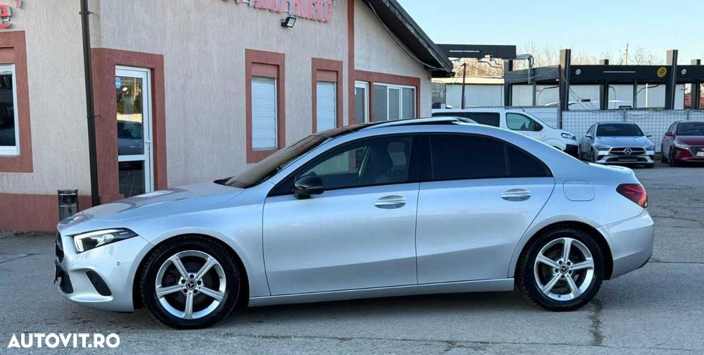 Mercedes-Benz A 180 - 4