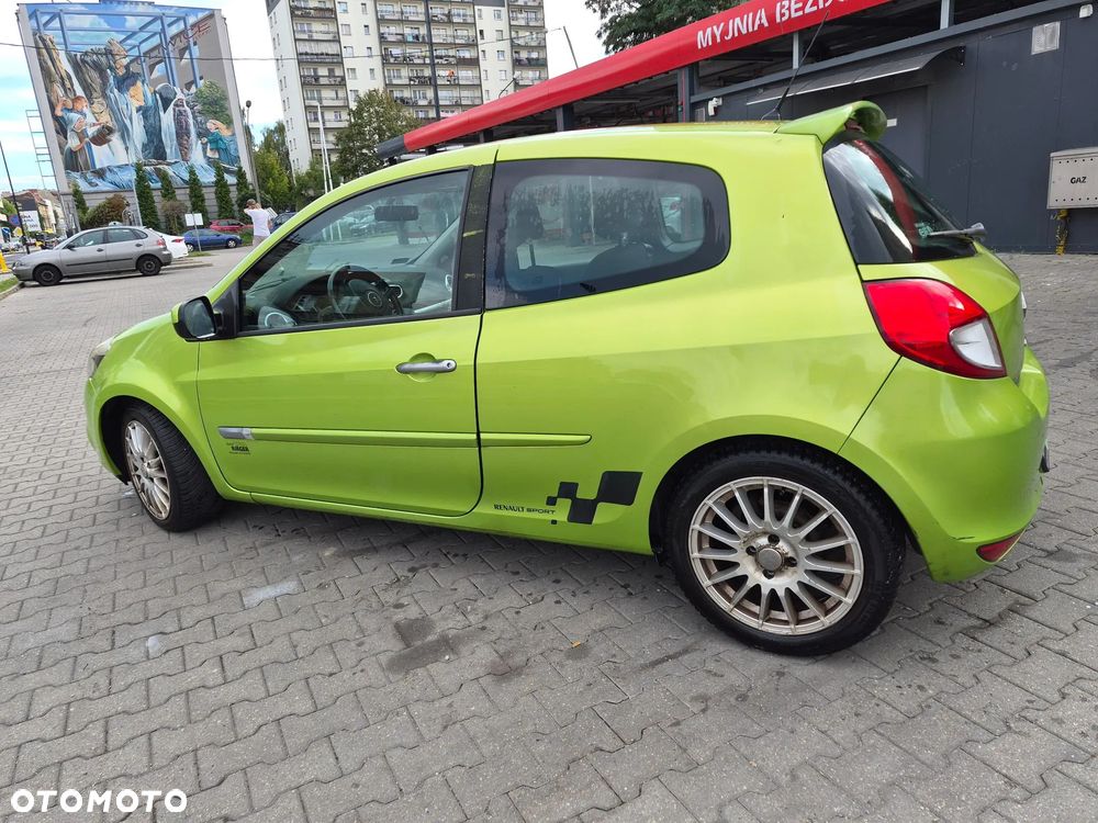 Renault Clio 1.2 16V Alize - 5
