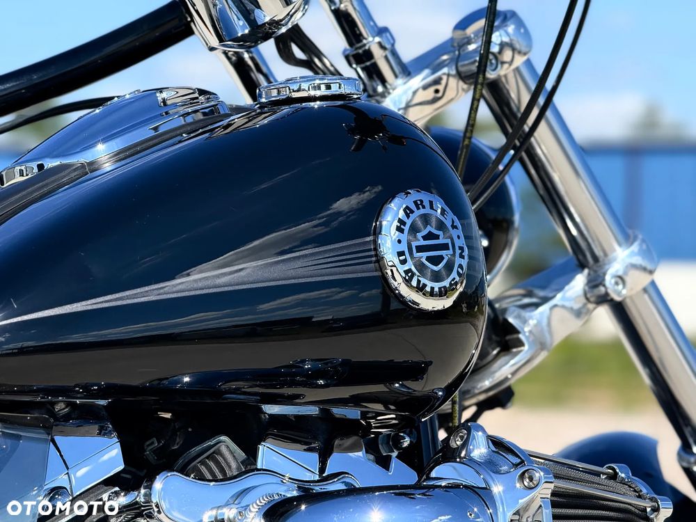 Harley-Davidson FXSB Breakout - 16