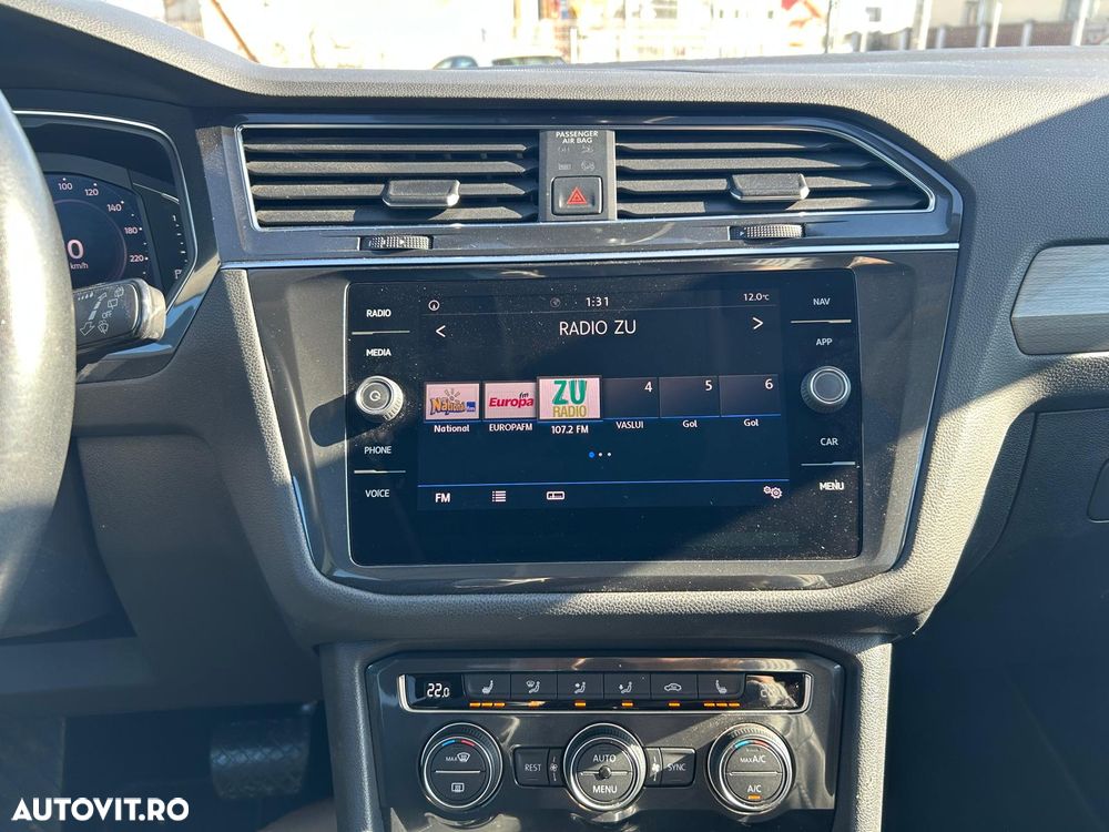 Volkswagen Tiguan - 40