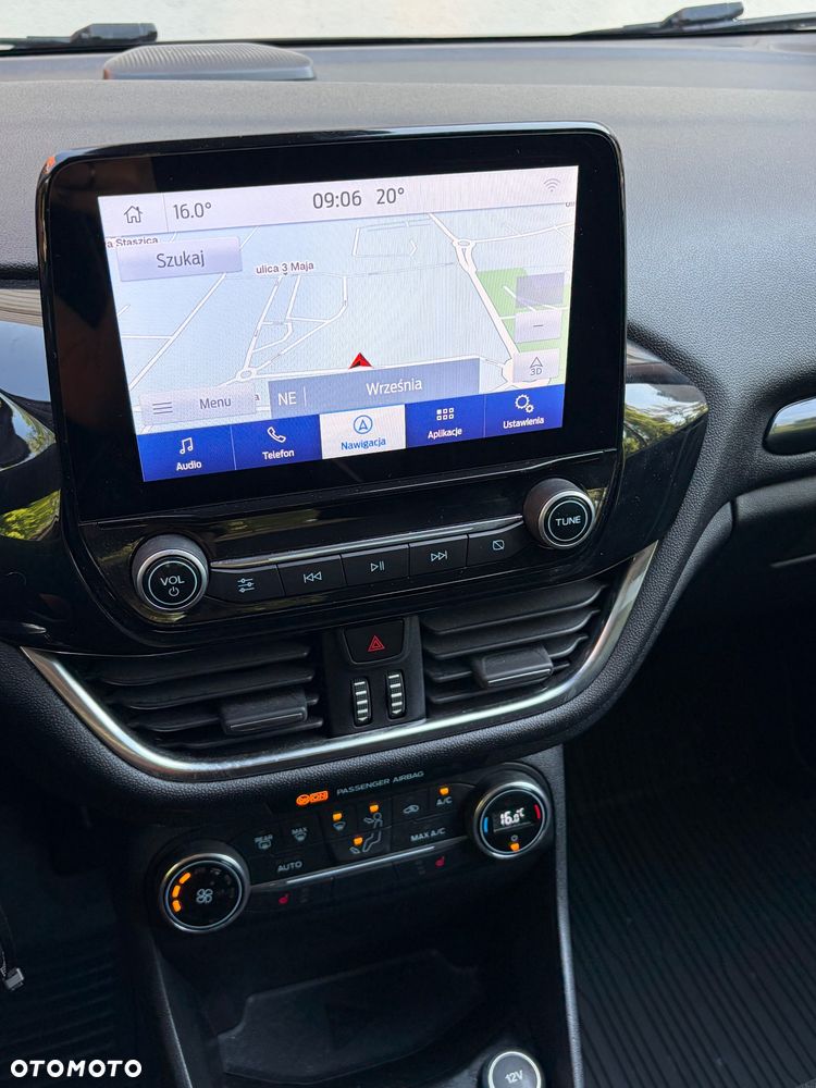 Ford Fiesta 1.1 S&S TITANIUM - 12