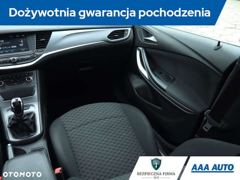 Opel Astra - 10