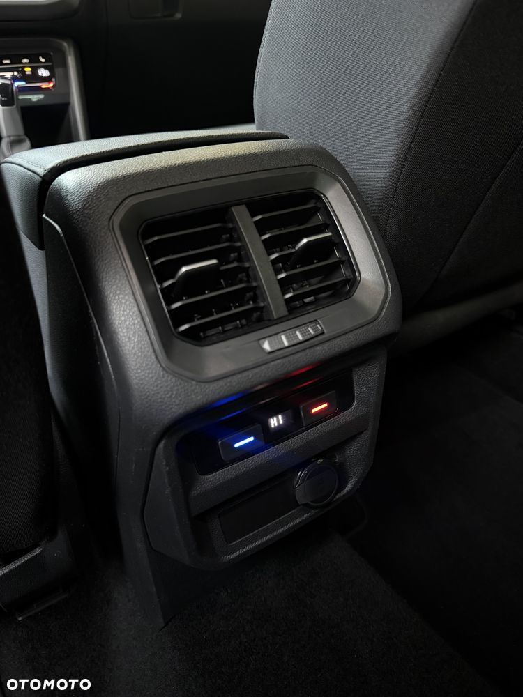 Volkswagen Tiguan 1.5 TSI EVO Elegance DSG - 31