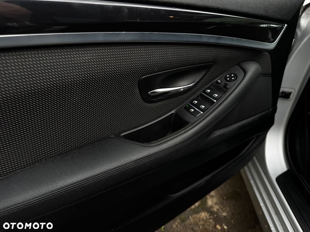 BMW Seria 5 - 12
