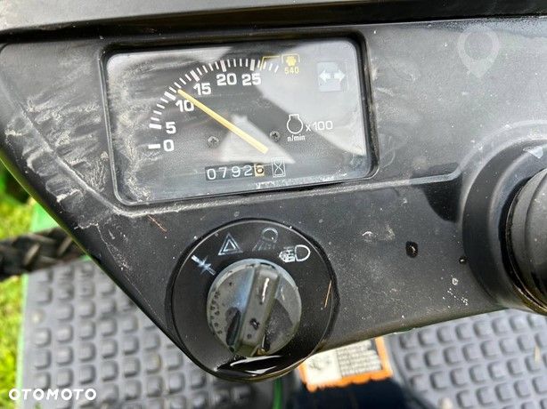 John Deere 4100 - 6
