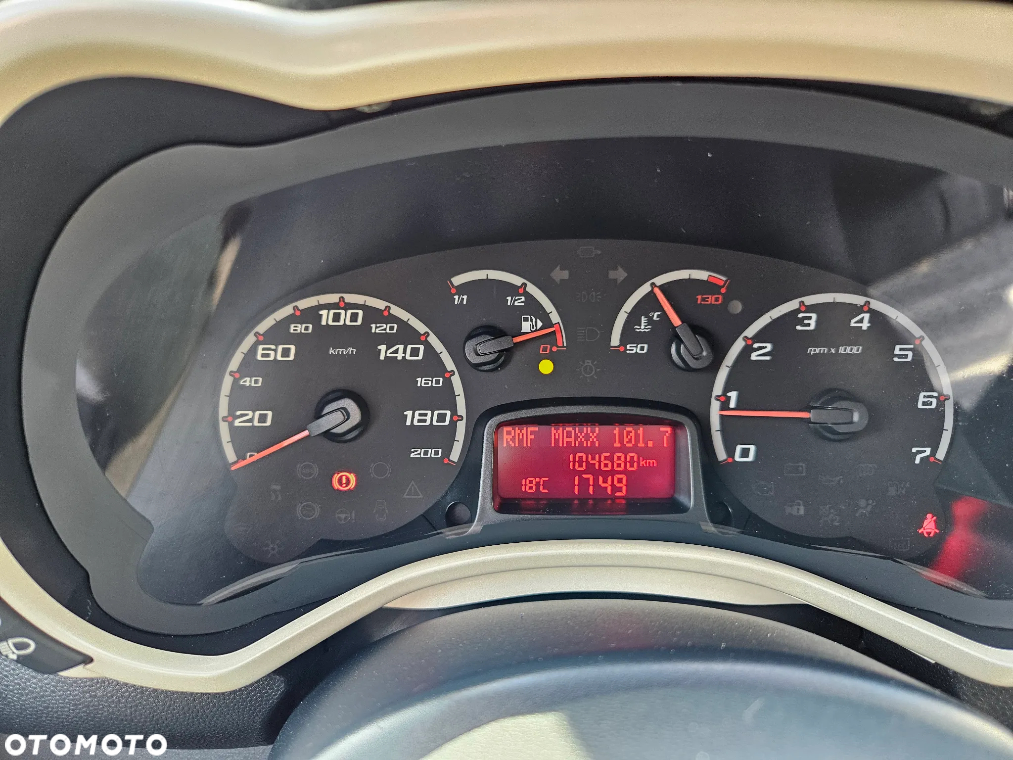 Ford KA 1.2 Titanium - 13