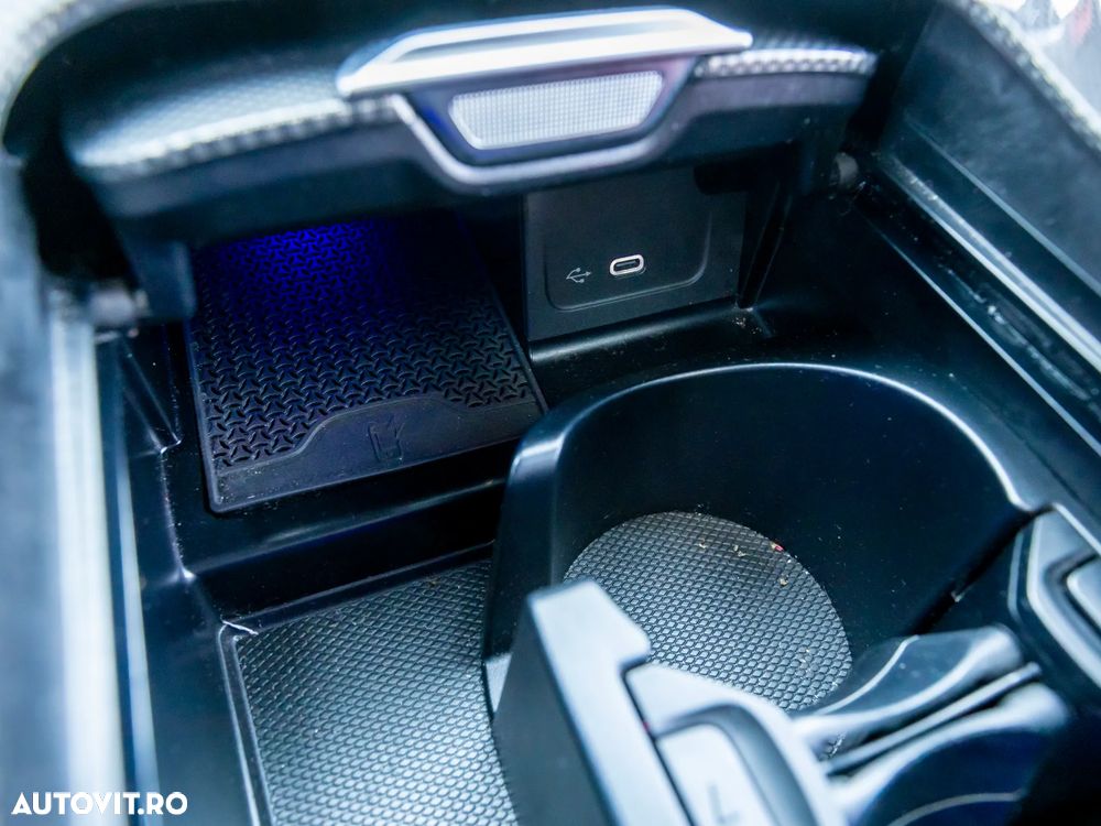 MERCEDES-BENZ C-Class 2023 — imagine 37
