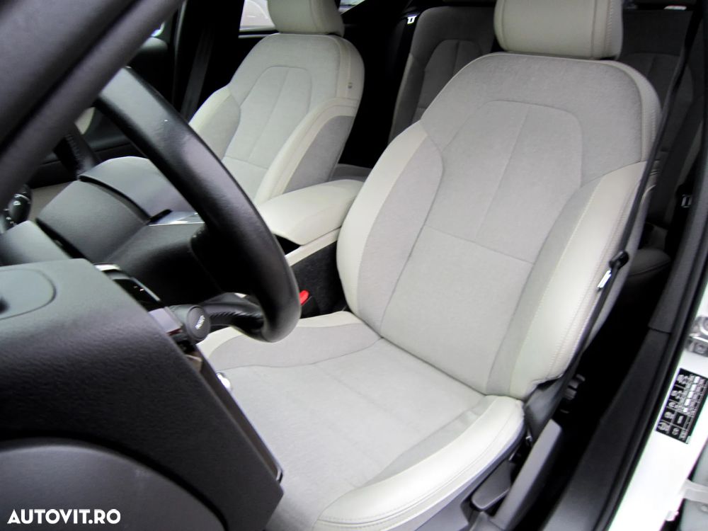 Volvo XC 40 D3 AWD Geartronic Momentum - 9