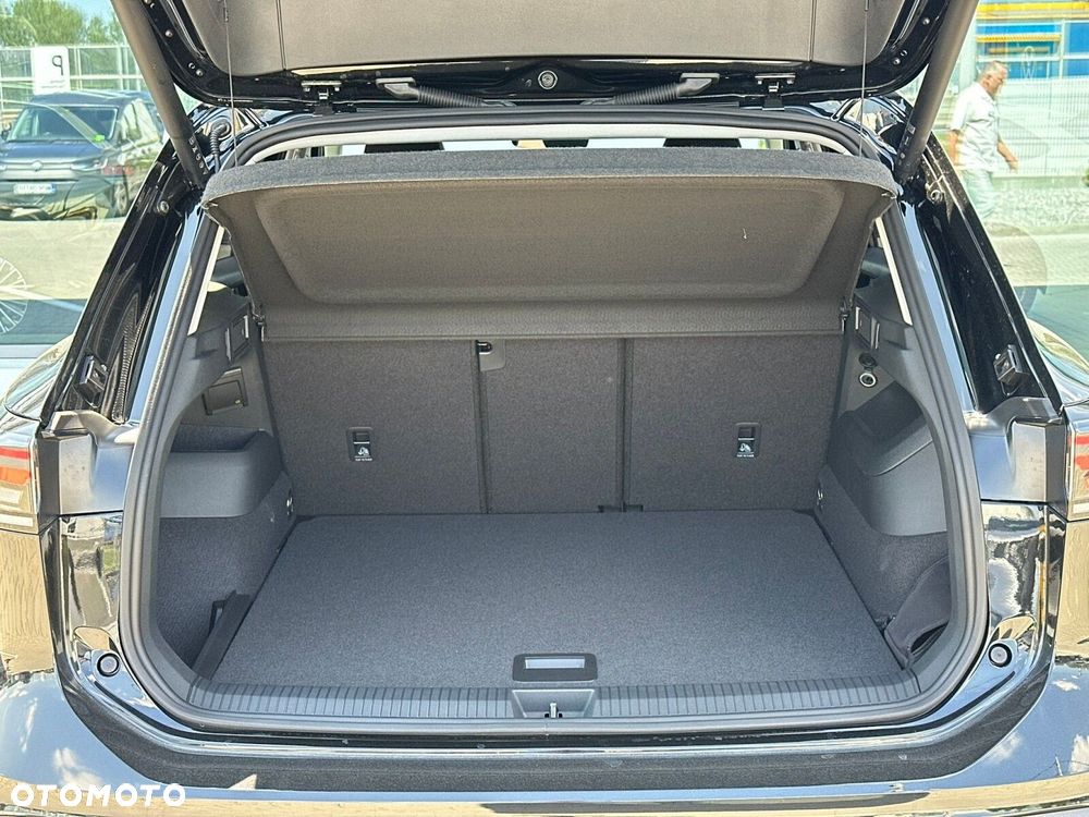 Volkswagen Tiguan - 9