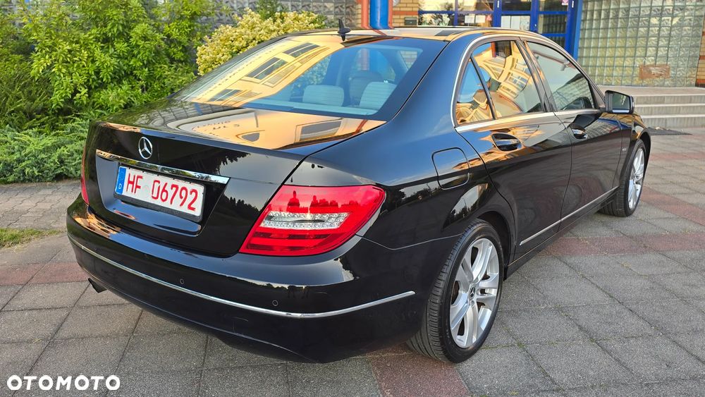 Mercedes-Benz Klasa C 180 BlueEFFICIENCY Avantgarde - 5