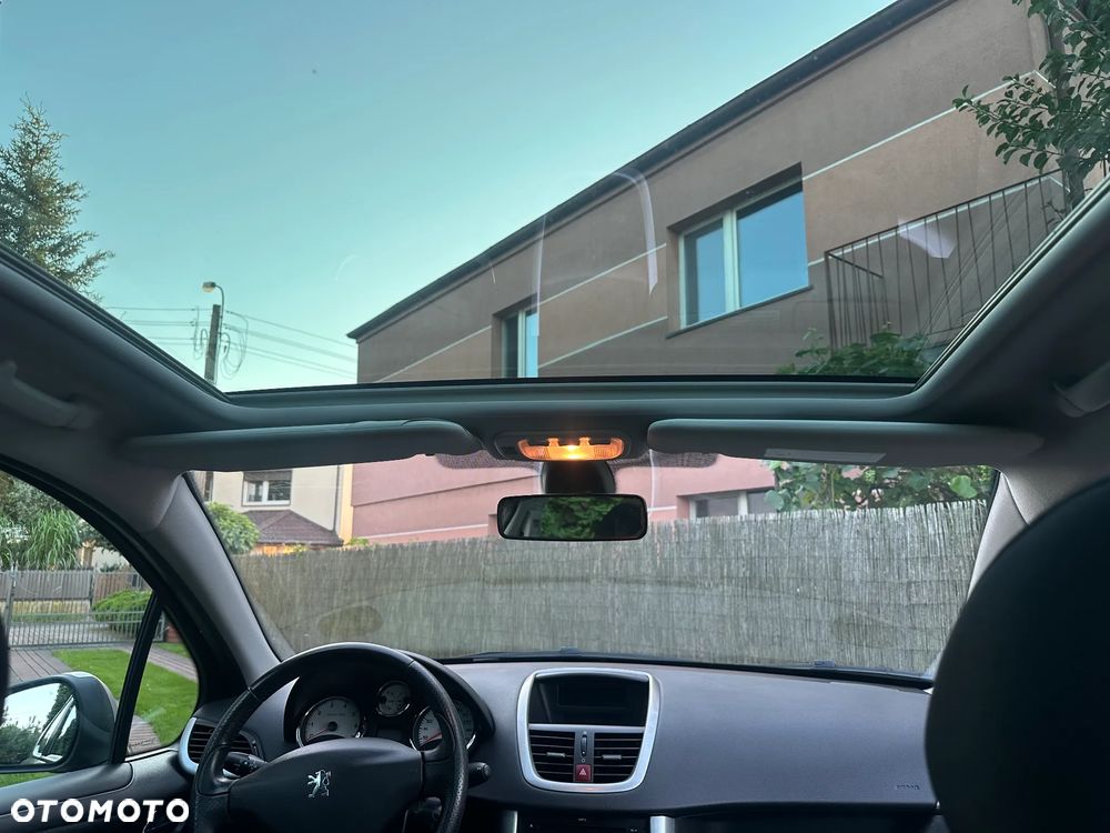 Peugeot 207 1.6 VTi Premium - 21