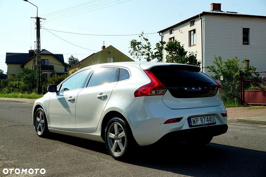 Volvo V40 D2 Summum - 16