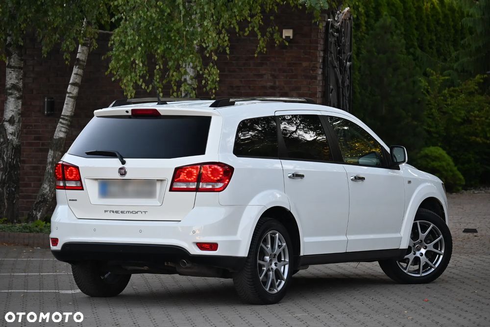 Fiat Freemont 2.0 Multijet 16V DPF Automatik Allrad Lounge - 14
