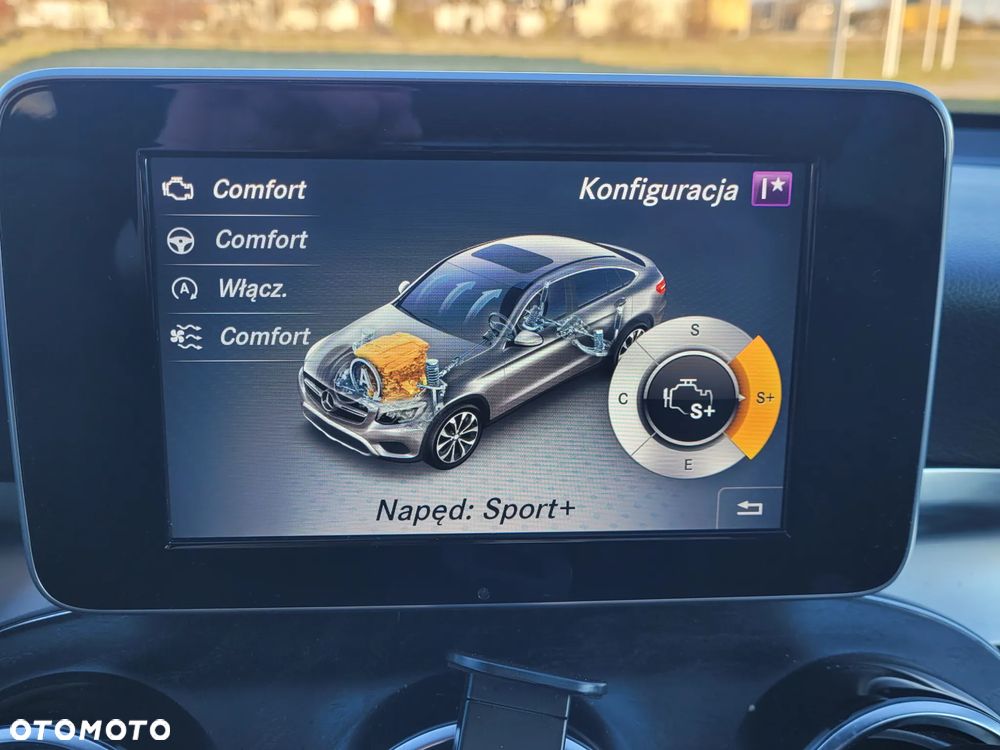 Mercedes-Benz GLC - 30