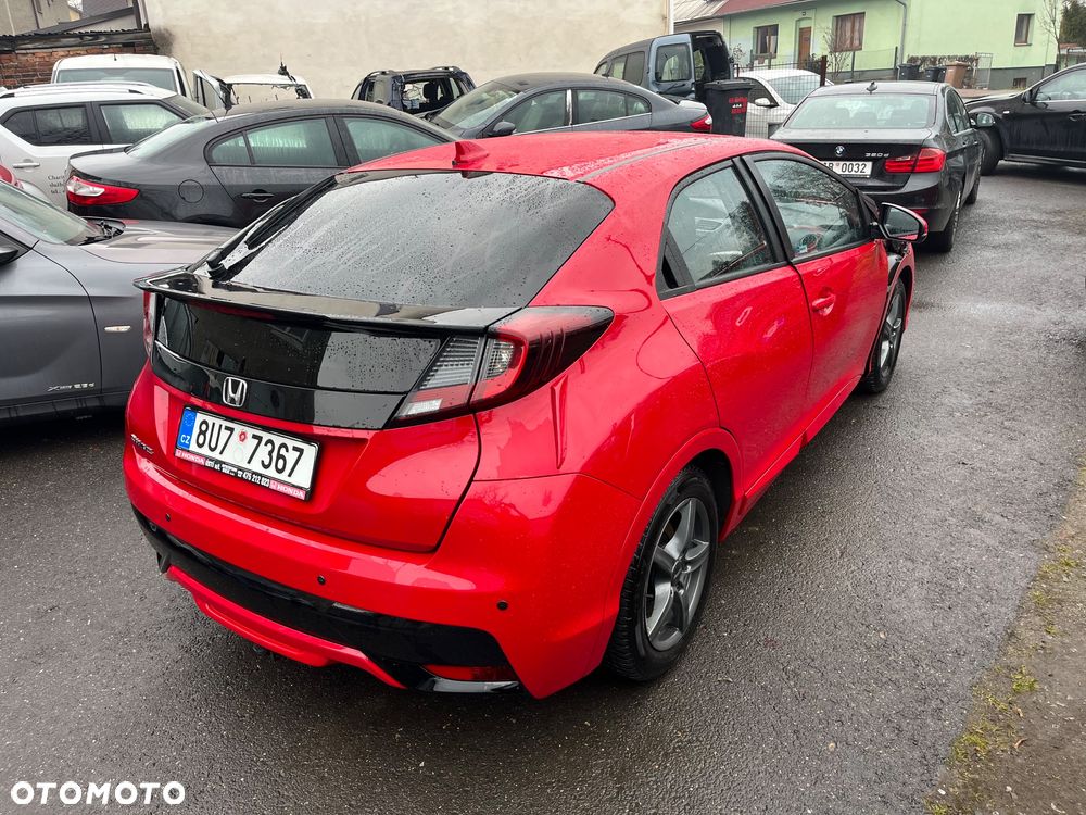 Honda Civic 1.8 i-VTEC Sport Black Edition - 4