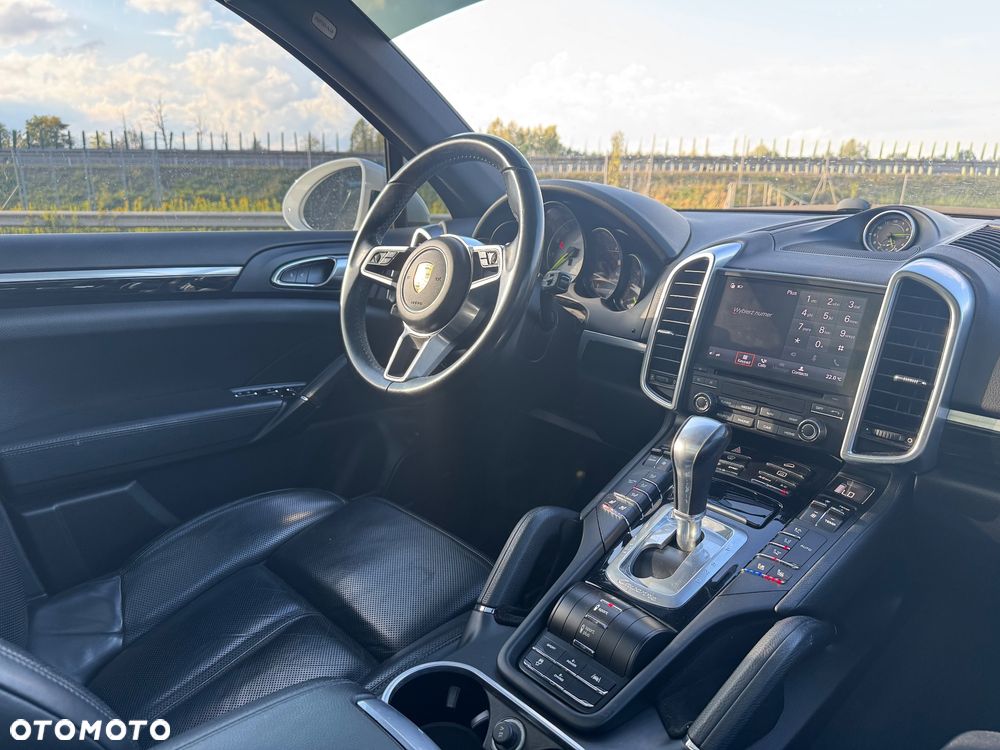 Porsche Cayenne S e-Hybrid Platinum Edition - 19