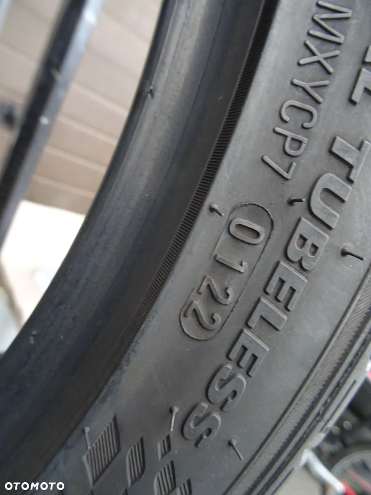 225/40/ZR18 92Y Kumho Ecsta PS71 - 8