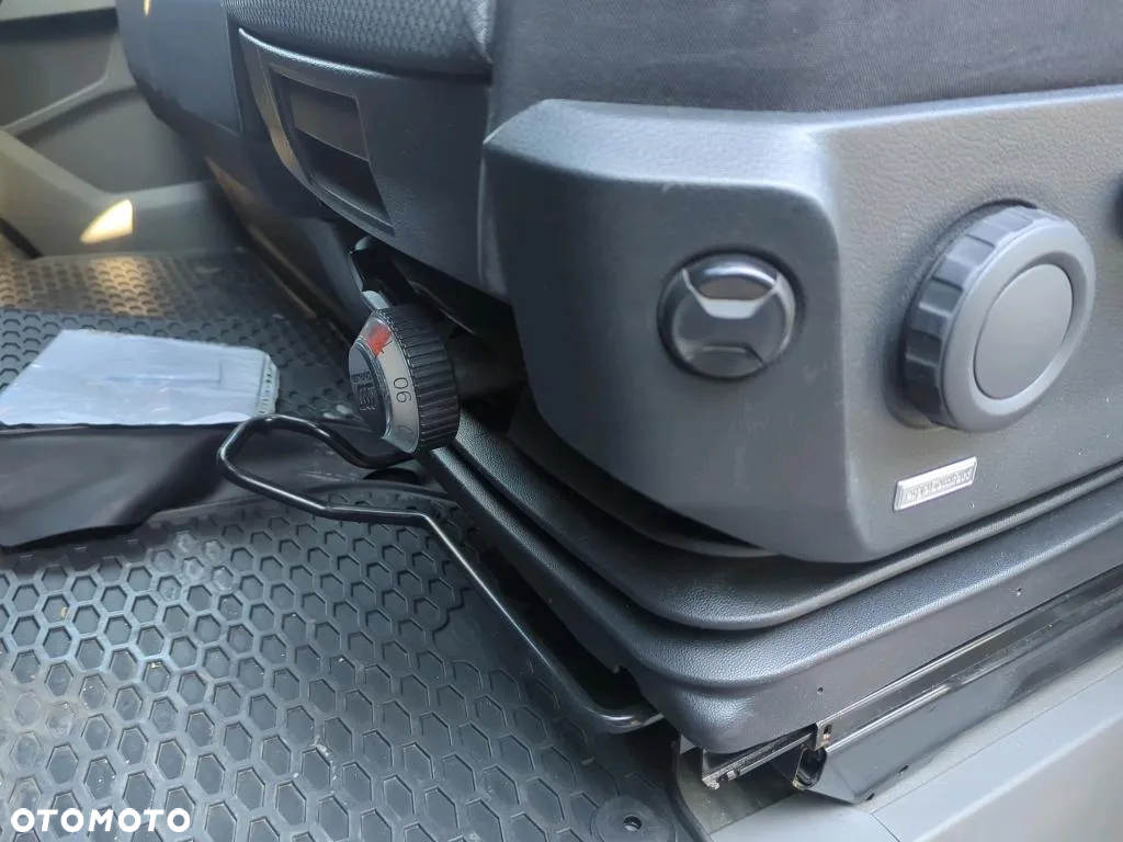 Volkswagen Crafter - 14
